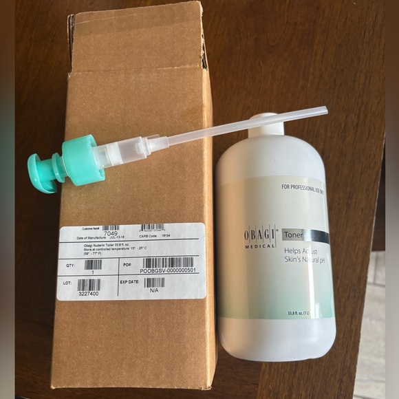 OBAGI TONER 1 LTR (33.8 oz)